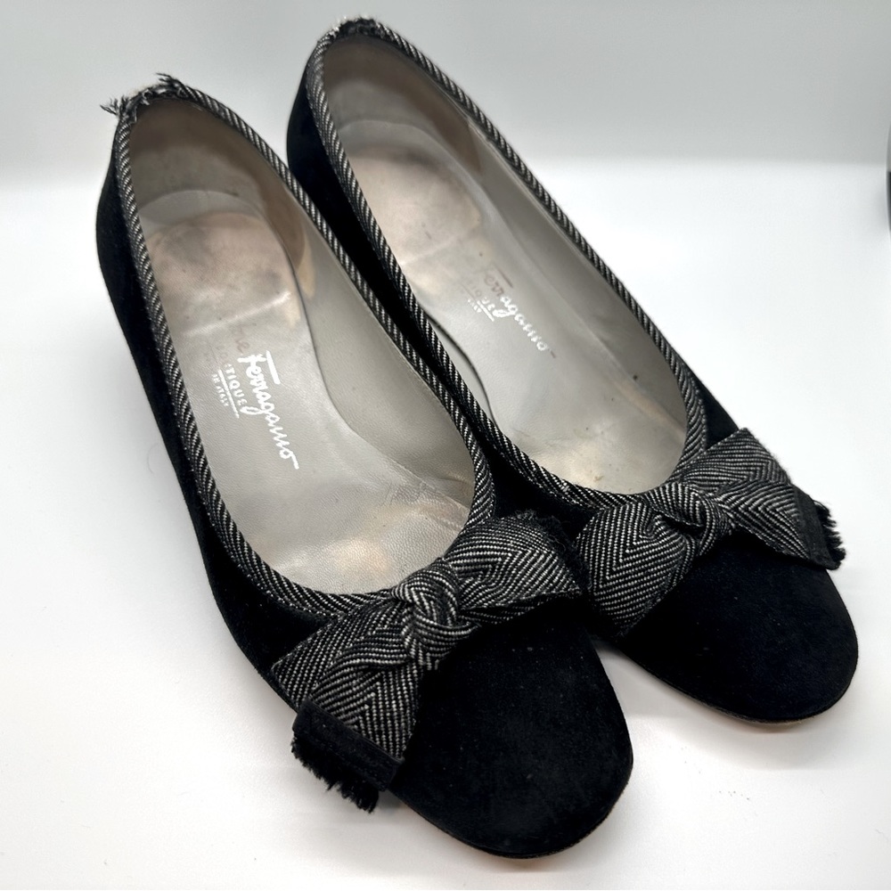 Salvatore Ferragamo suede black flats.